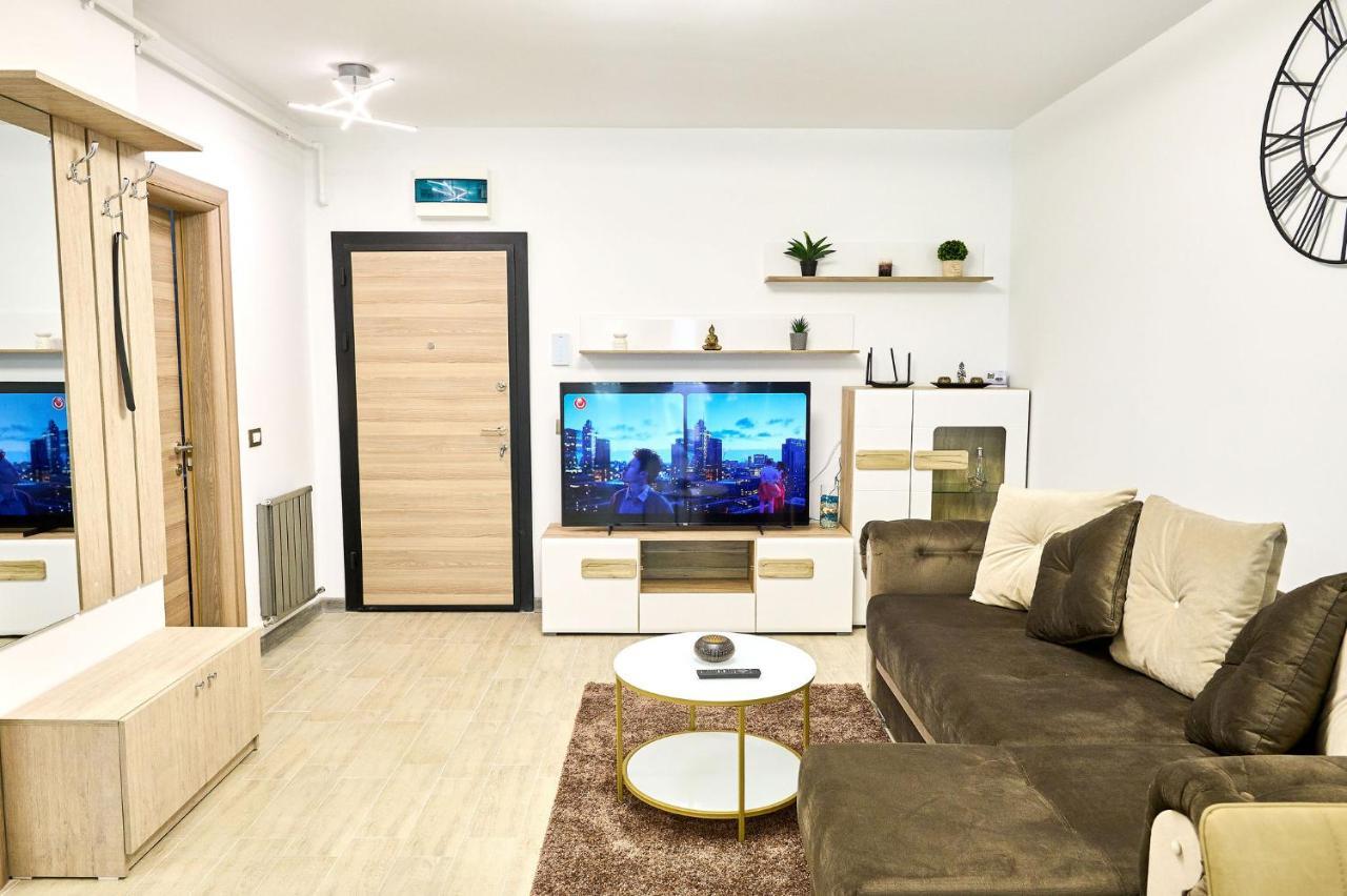 Sunset View Apartment- Pools Apartment Mamaia