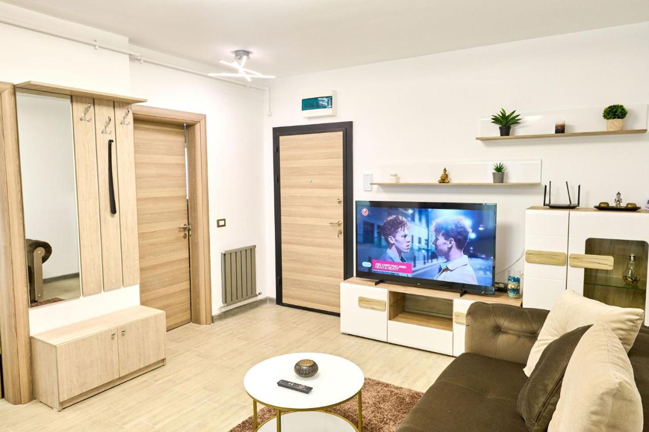 Sunset View Apartment- Pools Mamaia